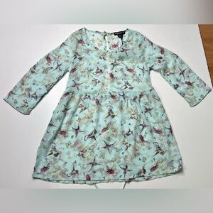 ABOUT A GIRL Top XS Blue Semi-Sheer HUMMINGBIRDS Open Back Babydoll Back Tie